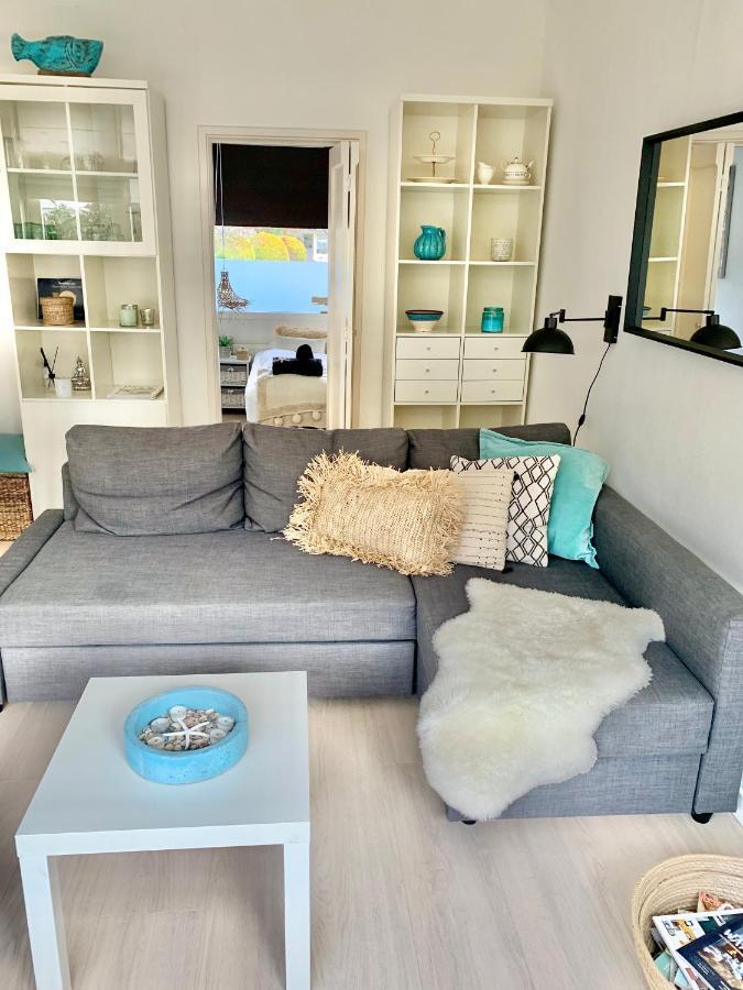 Sunflower Apartment *
